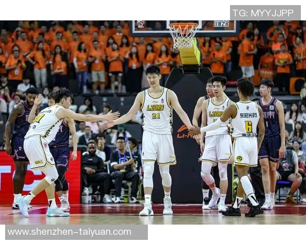 广东队夺得CBA总冠军,易建联再霸夺MVP称霸联赛,创造历史新纪录 广东队夺得CBA总冠军,易建联再霸夺MVP称霸联赛,创造历史新纪录