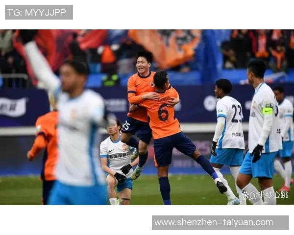 恒大主场大胜上海申花，登顶中超积分榜，球队状态火热表现出色