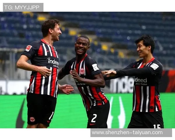 沙尔克04客场绝地反击法兰克福惊呼败北